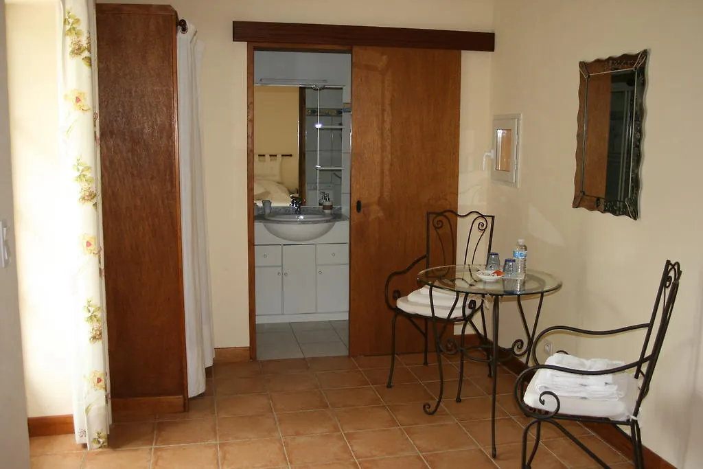 Chambres d'Hôtes La fontaine de Lautrec
